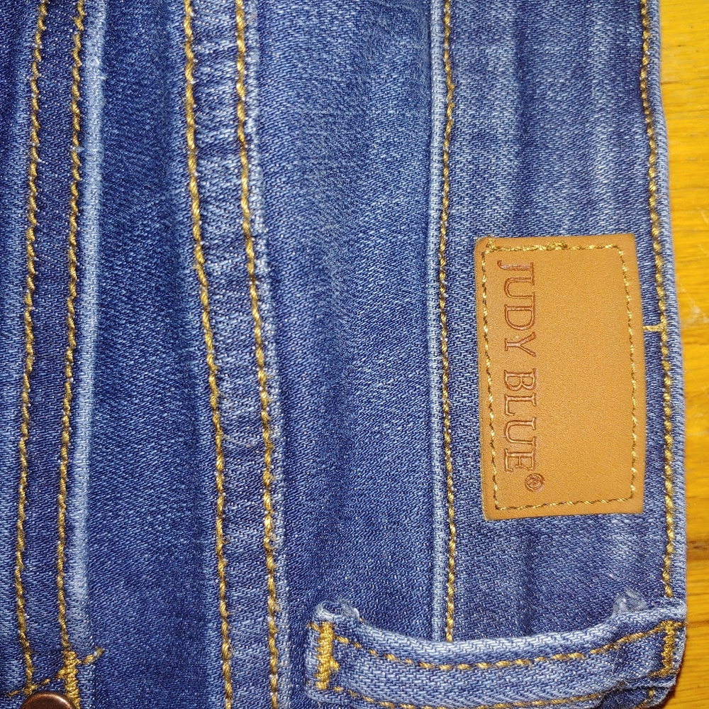 Judy Blue Jeans View 4